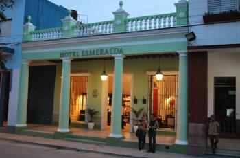 Hotel E Esmeralda