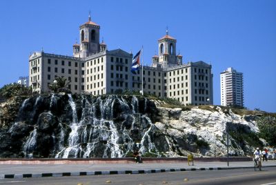 Confieren premio internacional al Hotel Nacional de Cuba.