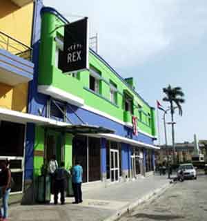 Santiago de Cuba reabre hotel que acogi asaltantes al Moncada