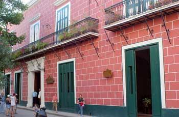 Hostal Conde de Villanueva