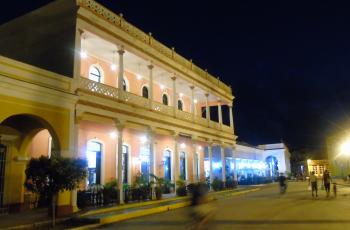 Hotel E Casa Bauza