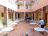 Patio interior del hotel Hotel E Caballeriza by Mystique