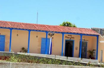 Hotel E Plaza Colon