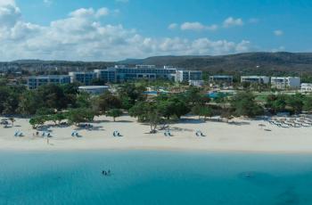 Hotel Gran Muthu Almirante Beach