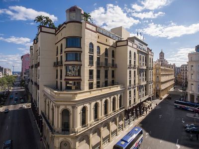 Los 25 aos del Hotel Iberostar Parque Central de Cuba.