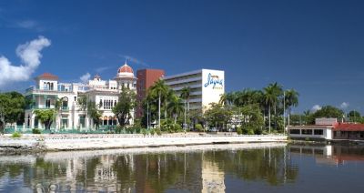 Ciudad de Cienfuegos cumple 200 aos.