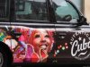 Cuba pasea en taxis por Londres.