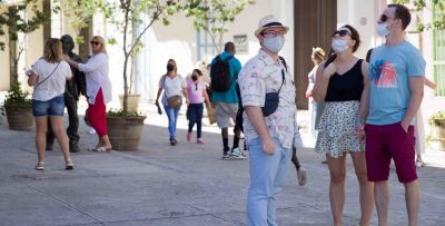 Cuba ya recibe viajeros internacionales sin necesidad de cuarentena.