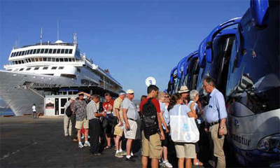 Cuba trabaja por alcanzar los tres millones de turistas