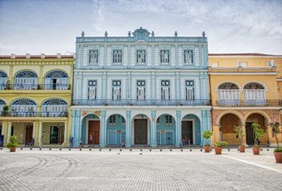 Empresarios chinos exploran oportunidades en el turismo de Cuba.