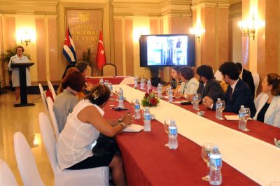 Estrechan nexos autoridades tursticas cubanas con Turkish Airlines.