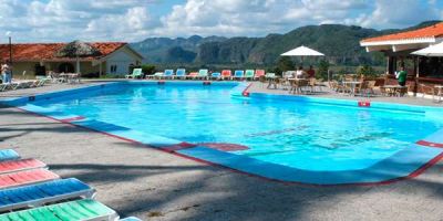 Hotel La Ermita, un balcn al Valle de Viales.